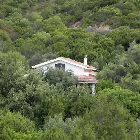 S'archiotta 3* בוג'רו