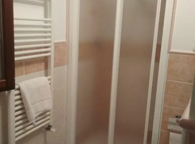 Nocleg ze śniadaniem S'archiotta 3*